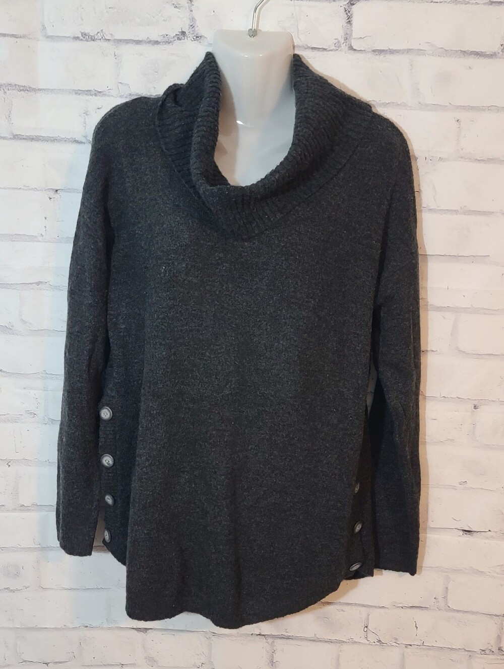 ALYX Gray Solid Cowl Neck Pullover Sweater Button Accent Acrylic Knit Womens L